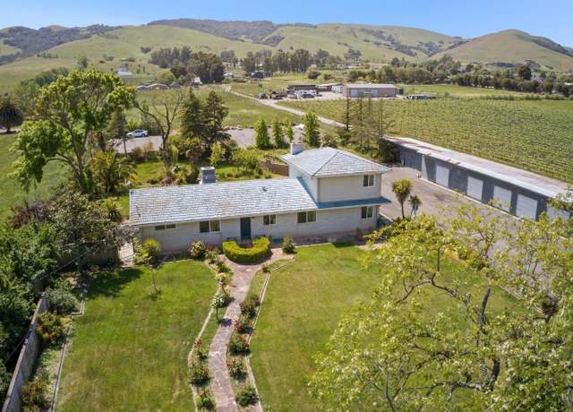 Property at 24265 Arnold Dr, Sonoma, CA 95476, 4 beds, 2 baths
