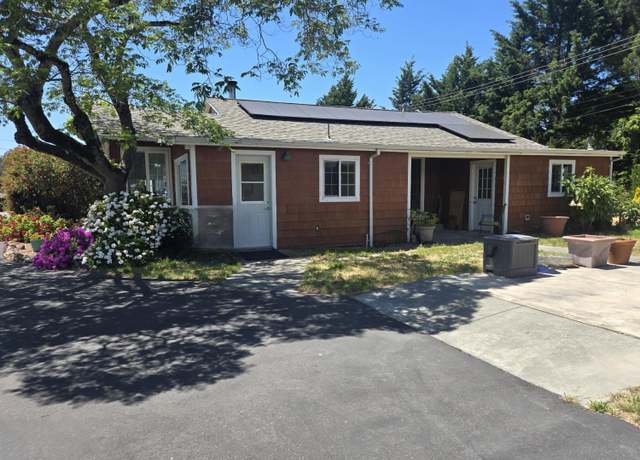 Property at 292 Palm Ave, Penngrove, CA 94951, 2 beds, 1 bath