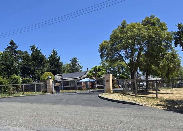 Property at 292 Palm Ave, Penngrove, CA 94951, 2 beds, 1 bath