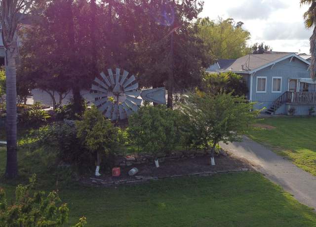 Property at 3307 Eastman Ln, Petaluma, CA 94952, 4 beds, 2 baths