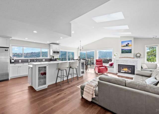 Property at 76 Sunnyhill Ln, Napa, CA 94558, 4 beds, 2.5 baths