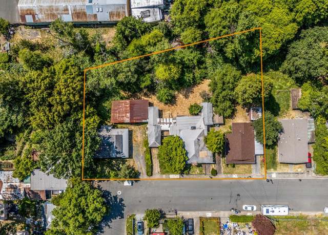Property at 155 California St, Willits, CA 95490, 2 beds, 2 baths