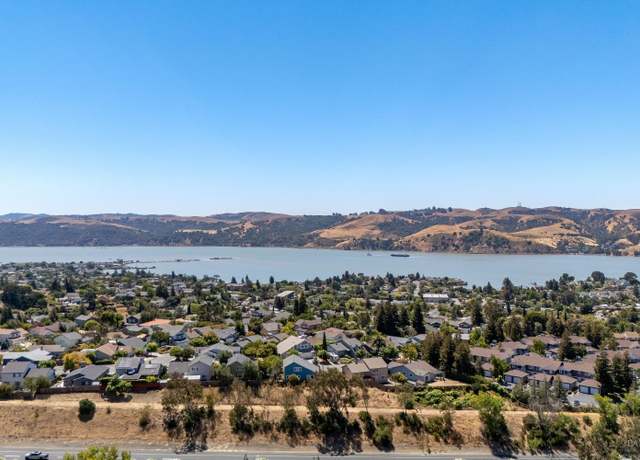 Property at 117 Sunset Cir #34, Benicia, CA 94510, 3 beds, 1.5 baths