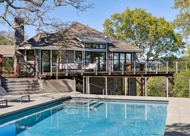 Property at 17914 Carriger Rd, Sonoma, CA 95476, 3 beds, 3.5 baths