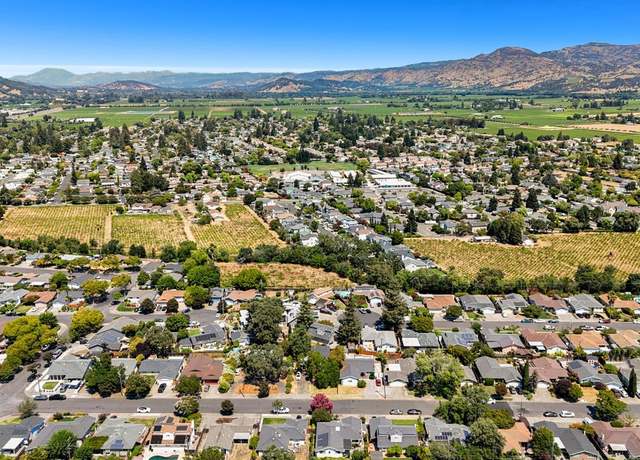 Property at 1832 Wise Dr, Napa, CA 94558, 3 beds, 1 bath