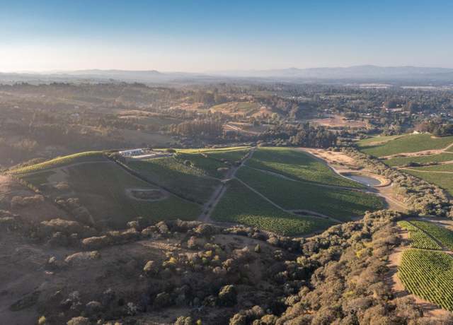 Property at 3545 Bloomfield Rd, Sebastopol, CA 95472, 4 beds, 3 baths
