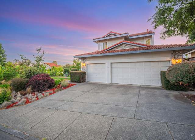 Property at 9793 Montego Ct, Windsor, CA 95492, 4 beds, 2.5 baths