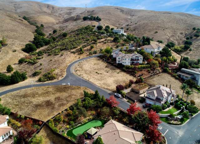 Property at 2302 Broadleigh Pl, Vallejo, CA 94591