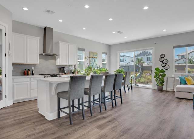 Property at 2018 Spirea Ct, Vacaville, CA 95687, 3 beds, 2 baths
