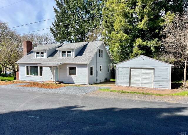 Property at 92 Madrone St, Willits, CA 95490, 4 beds, 2 baths