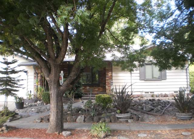 Property at 1703 Vallejo St, Santa Rosa, CA 95404, 3 beds, 1.5 baths