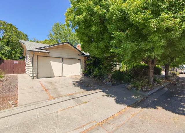 Property at 1703 Vallejo St, Santa Rosa, CA 95404, 3 beds, 1.5 baths