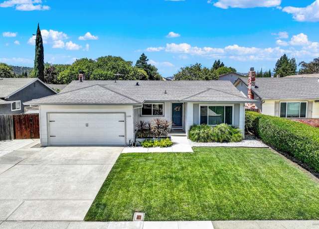 Property at 1118 Tulare Dr, Vacaville, CA 95687, 4 beds, 2 baths