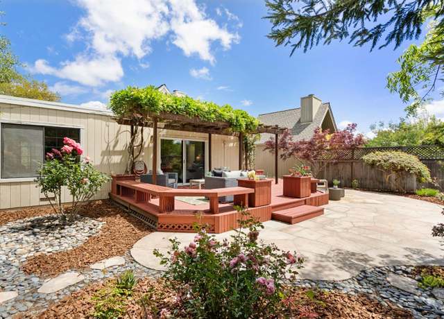 Property at 20912 Via Colombard, Sonoma, CA 95476, 2 beds, 2 baths