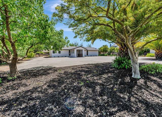 Property at 459 W Macarthur St, Sonoma, CA 95476, 2 beds, 2 baths