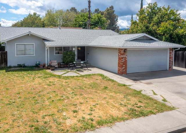 Property at 107 Donner Dr, Vacaville, CA 95687, 4 beds, 2 baths