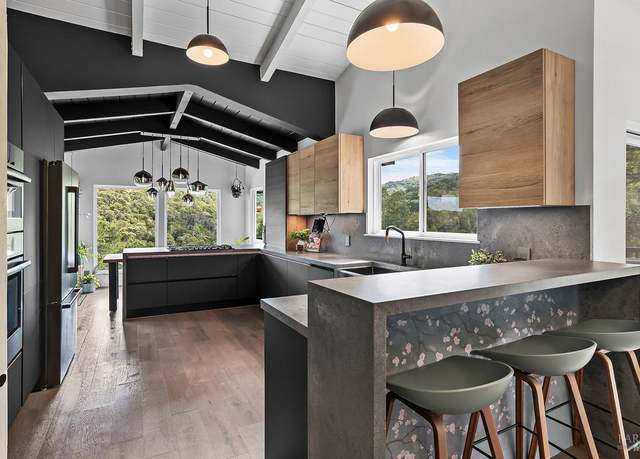Property at 80 Pinto Ln, Novato, CA 94947, 4 beds, 2.5 baths