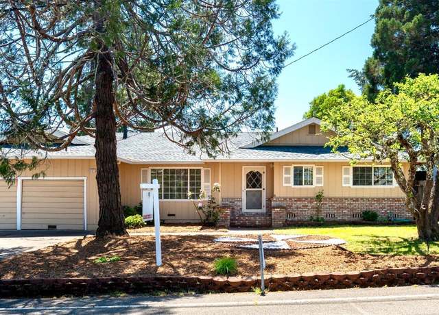 Property at 6825 Giusti Rd, Forestville, CA 95436, 3 beds, 2.5 baths