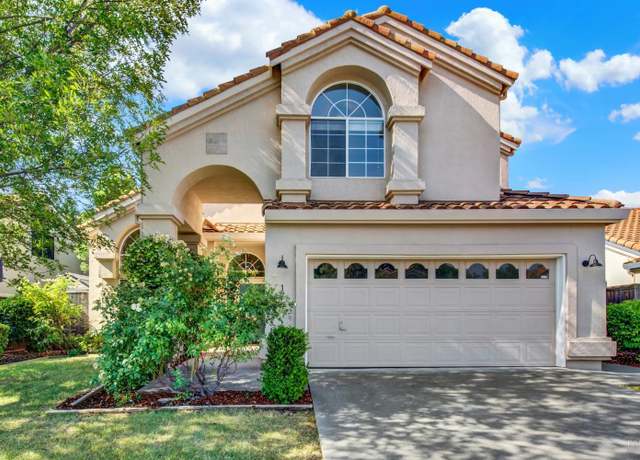 Property at 178 Suncrest Way, Vacaville, CA 95688, 4 beds, 2.5 baths