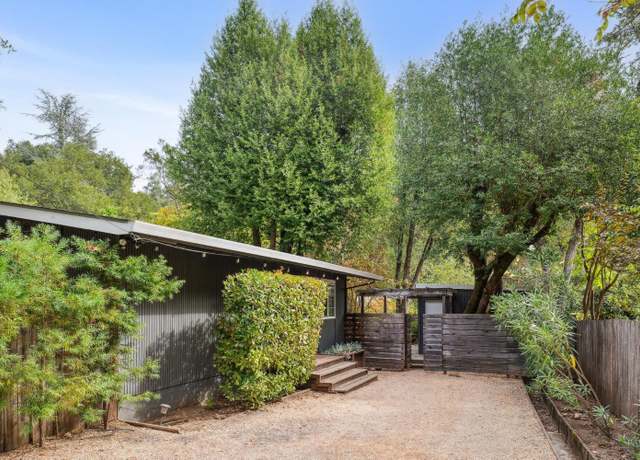 Property at 17206 Park Ave, Sonoma, CA 95476, 2 beds, 1 bath