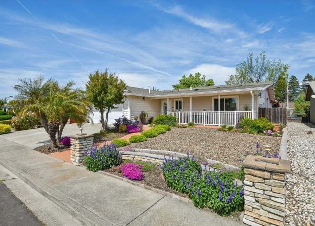 Property at 129 Isle Royale Cir, Vacaville, CA 95687, 2 beds, 2 baths