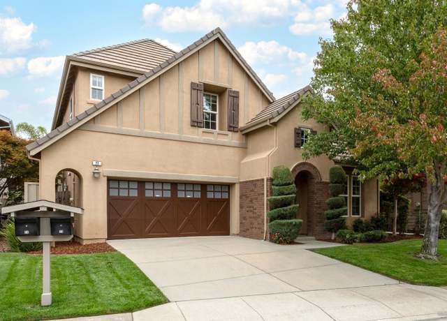 Property at 20 Oak Grove Dr, Novato, CA 94949, 4 beds, 3.5 baths