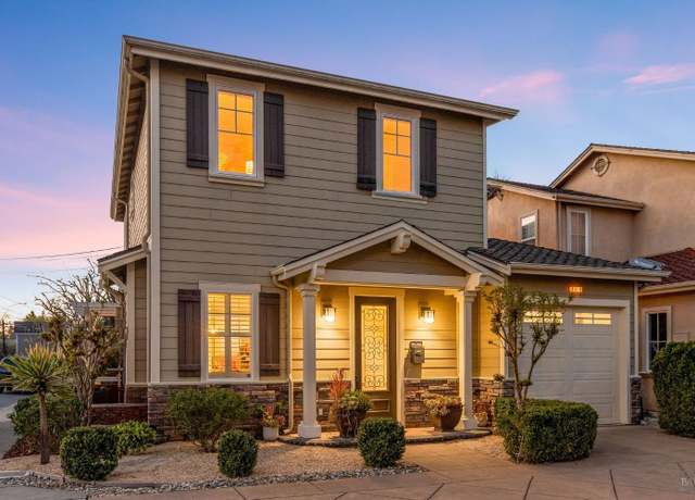 Property at 1010 Allison Ave, St. Helena, CA 94574, 3 beds, 2.5 baths