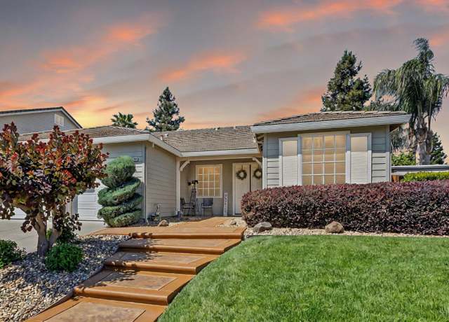 Property at 2520 Duncan St, Dixon, CA 95620, 4 beds, 2.5 baths