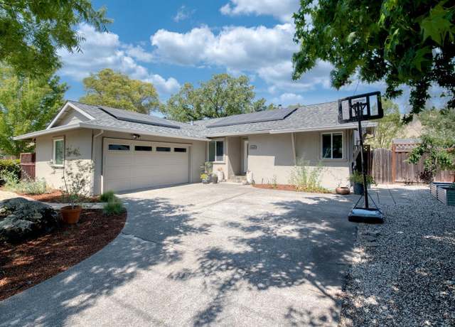 Property at 2635 Cactus Ave, Santa Rosa, CA 95405, 3 beds, 2 baths