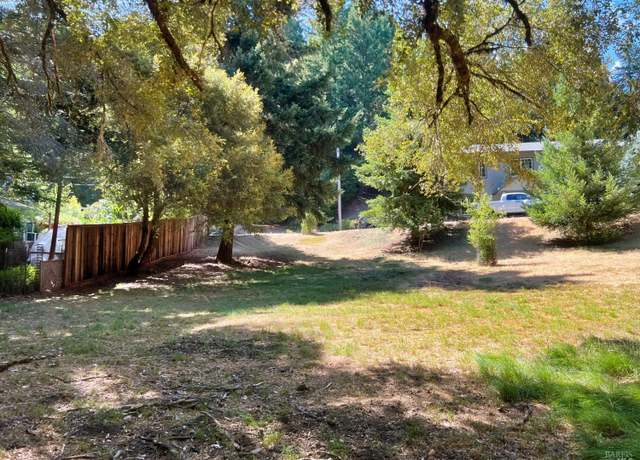 Property at 23849 Daisy Ct, Willits, CA 95490