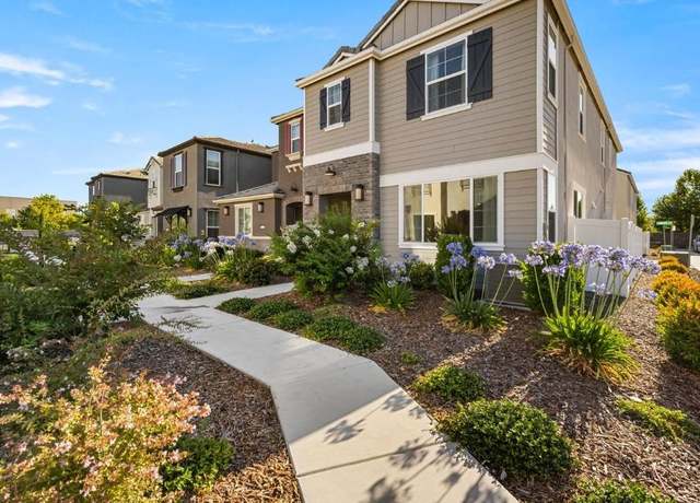 Property at 3132 Tanager Ct, West Sacramento, CA 95691, 3 beds, 2.5 baths
