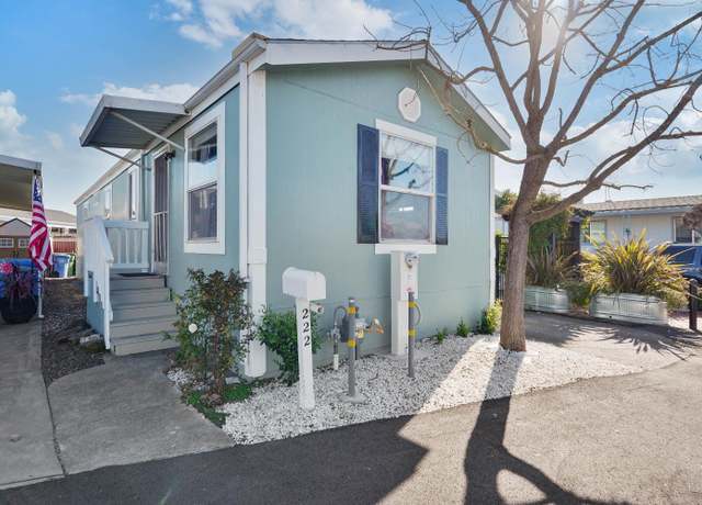 Property at 222 Apple Ln, Santa Rosa, CA 95407, 2 beds, 2 baths