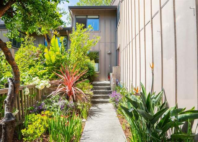 Property at 5 Charmaine Ct, Novato, CA 94949, 3 beds, 2.5 baths