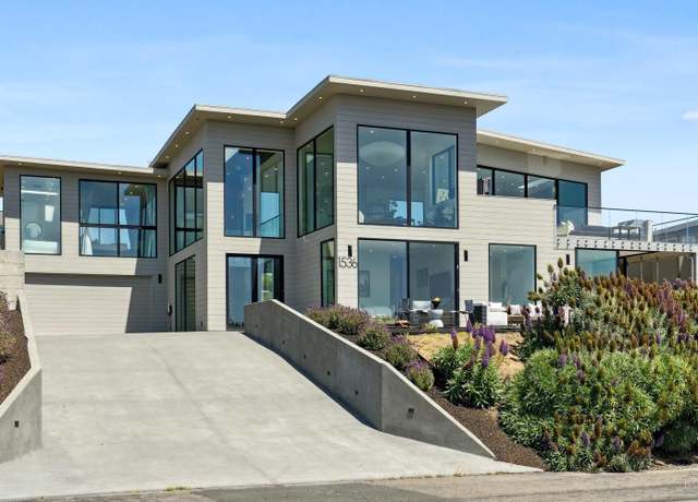 Property at 1536 Sea Way, Bodega Bay, CA 94923, 4 beds, 4.5 baths