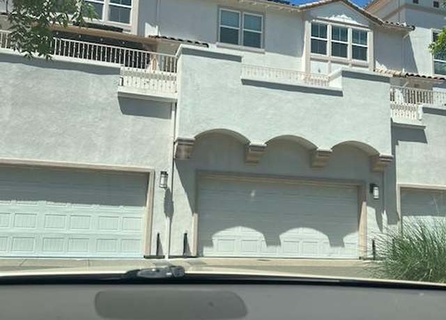 Property at 126 Johnson St, Windsor, CA 95492, 2 beds, 2.5 baths