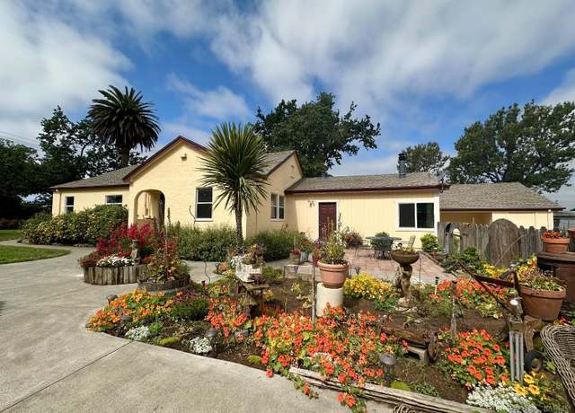Property at 815 Scenic Ave, Santa Rosa, CA 95407, 3 beds, 2 baths