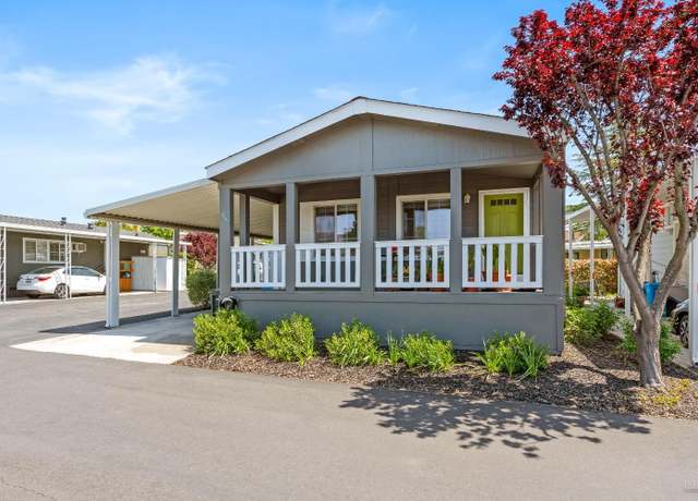 Property at 48 Oakwood Dr, Petaluma, CA 94954, 2 beds, 2 baths