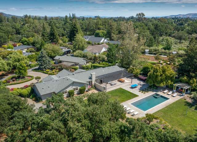 Property at 19185 7th St E, Sonoma, CA 95476, 3 beds, 2.5 baths