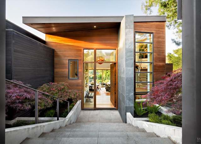 Property at 2 Upper Alcatraz Pl, Mill Valley, CA 94941, 5 beds, 5.5 baths