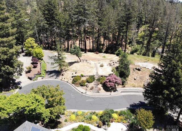 Property at 3829 Moss Hollow Ct, Santa Rosa, CA 95404