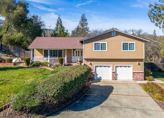Property at 830 Riverside Dr, Ukiah, CA 95482, 3 beds, 2.5 baths