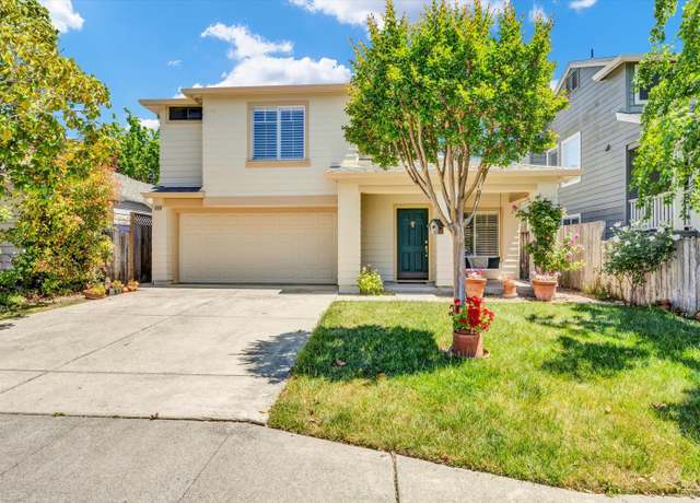 Property at 1224 Nash St, Sonoma, CA 95476, 3 beds, 2.5 baths