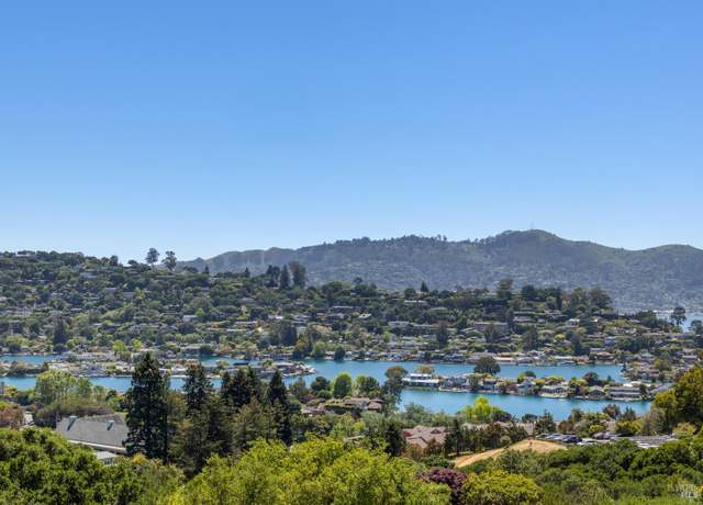 Property at 91 Round Hill Rd, Tiburon, CA 94920, 5 beds, 4.5 baths