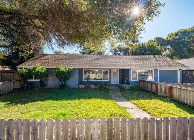 Property at 17941 Haehl St, Boonville, CA 95415, 2 beds, 2 baths