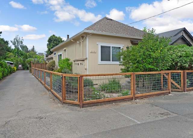 Property at 215 Iowa St, Santa Rosa, CA 95401, 6 beds, 4 baths