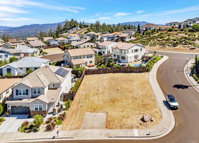 Property at 3987 Millbrook Dr, Santa Rosa, CA 95404