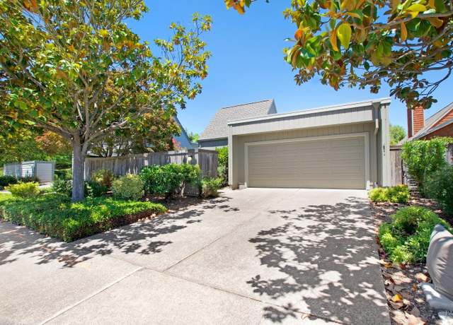 Property at 1329 Avenida Sebastiani, Sonoma, CA 95476, 2 beds, 2 baths