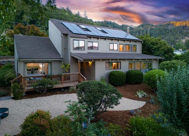 Property at 4795 Ponderosa Dr, Santa Rosa, CA 95404, 4 beds, 3.5 baths