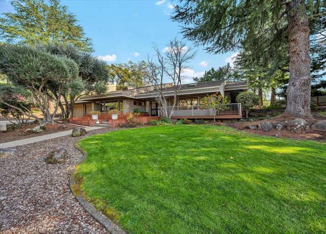Property at 523 Westgate Dr, Napa, CA 94558, 3 beds, 2.5 baths