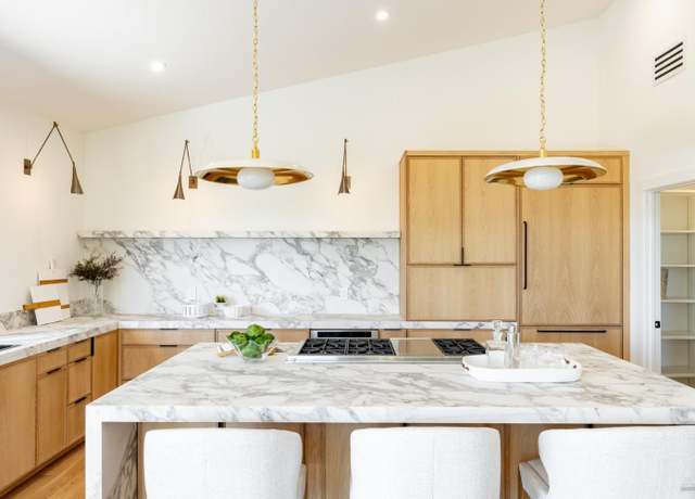 Property at 559 E Spring St, Napa, CA 94559, 3 beds, 4 baths